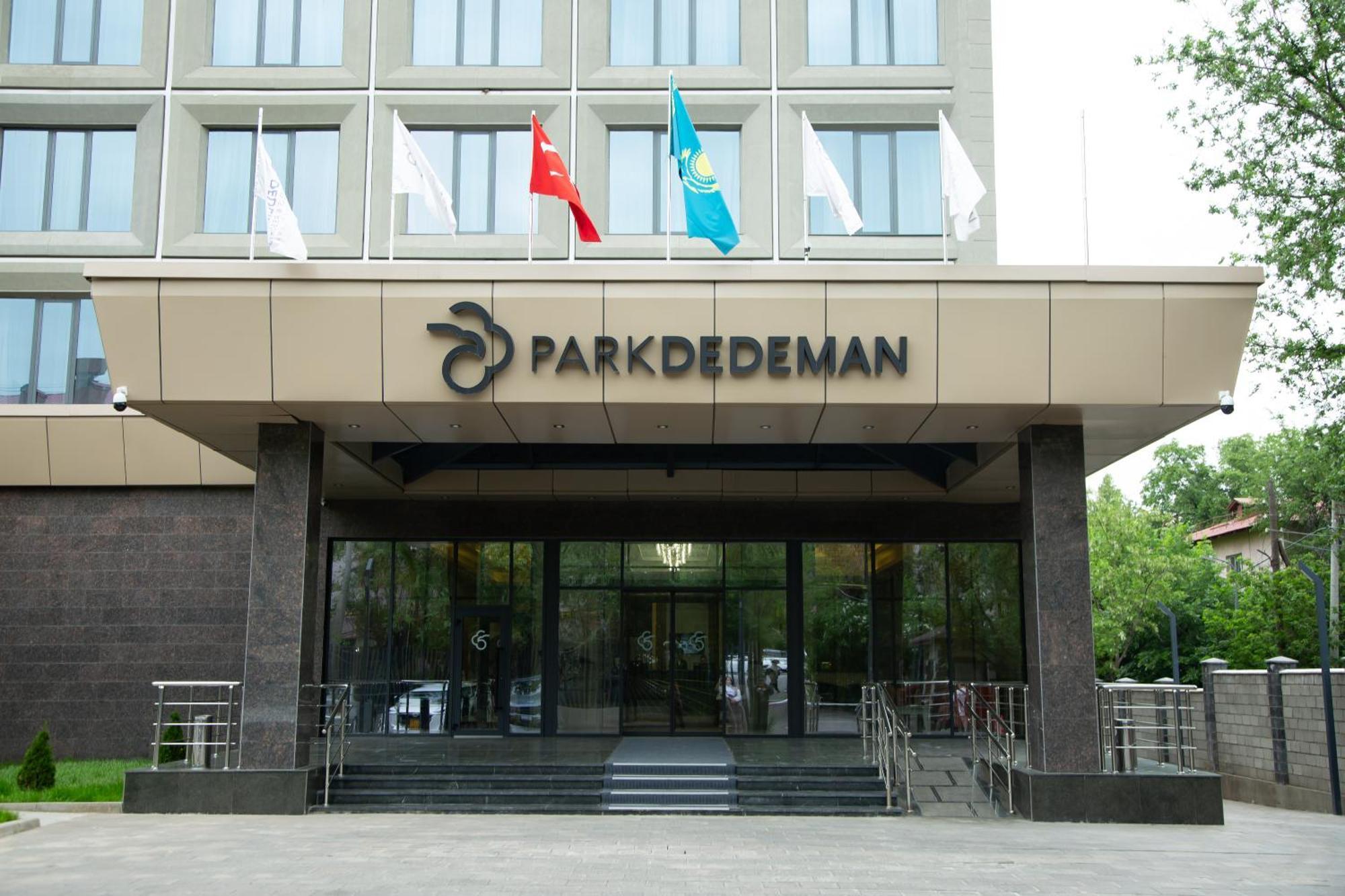 Hotel Park Dedeman Almaty Extérieur photo